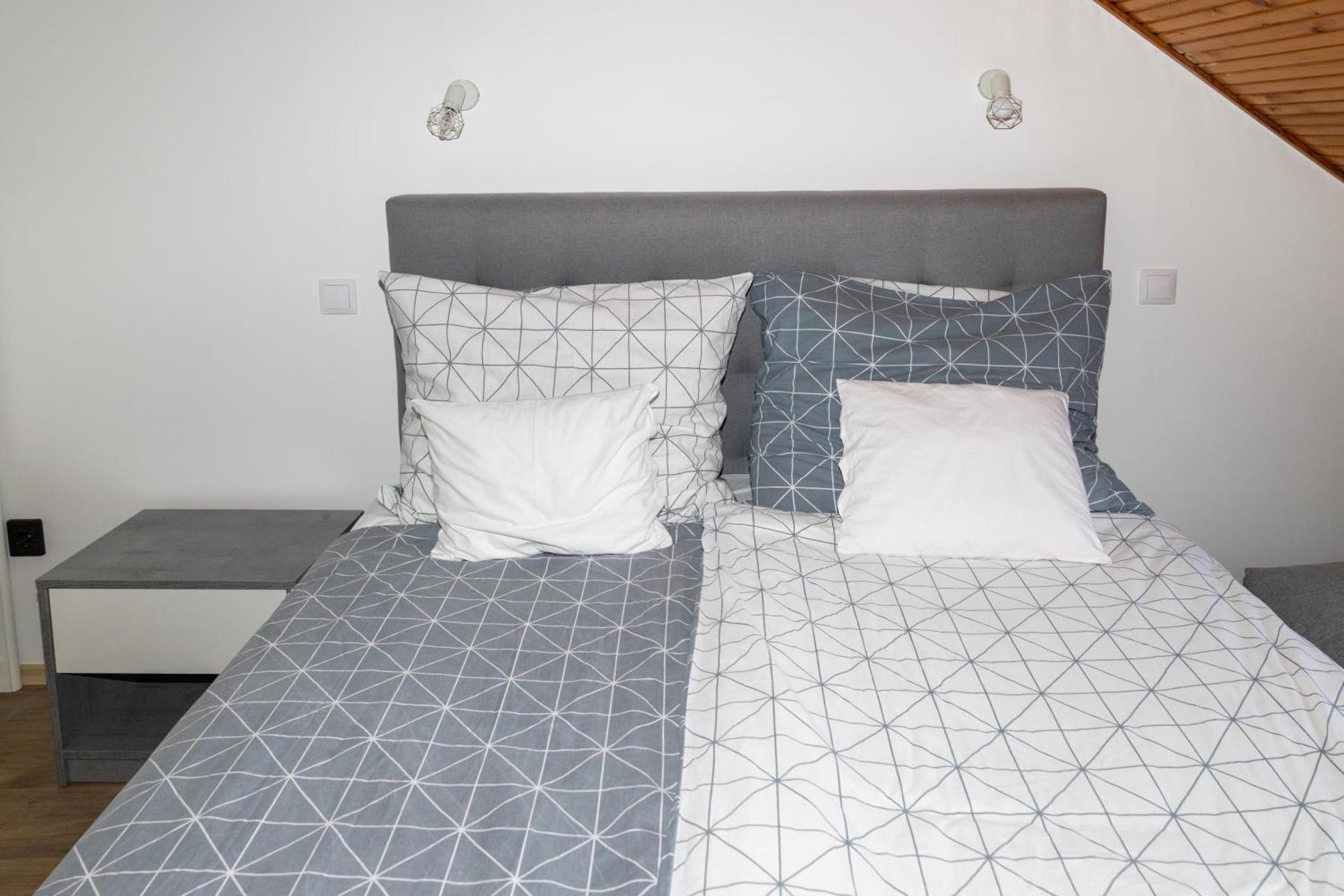 Fausztland Apartments Zamárdi エクステリア 写真